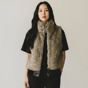 Charlotte Russe Faux Fur Vest Juniors Large Y2K Mob Wife Luxe Brown Cozy Warm